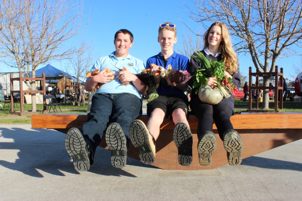 Moruya Farmers Market Boots